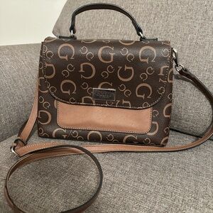 GUESS Logo Brown/Beige shoulder, crossbody, or hand Bag